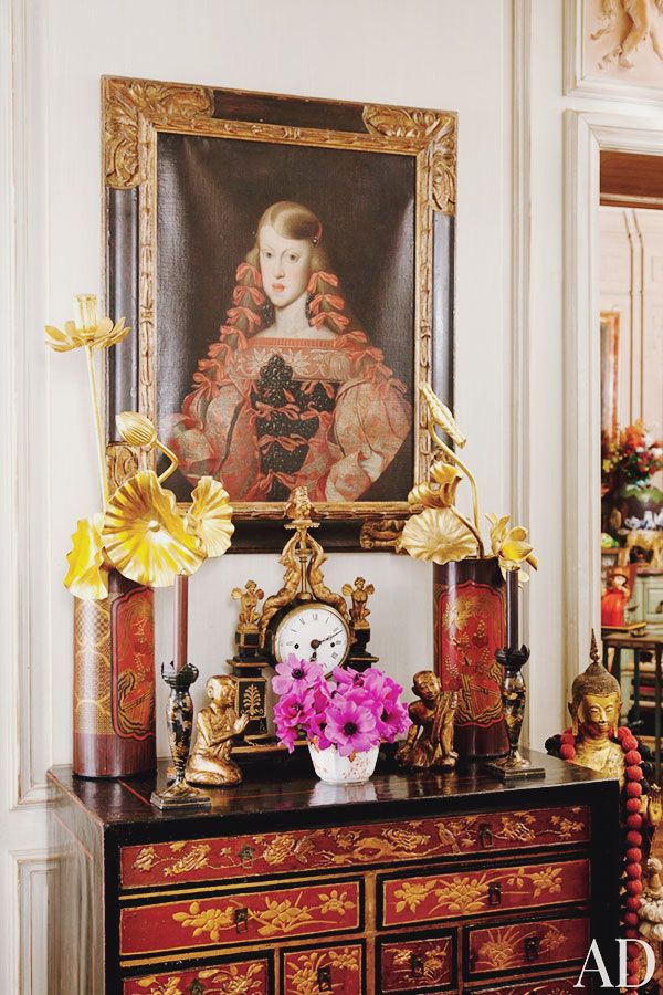 艾瑞絲在佛羅倫斯遇見的西班牙大畫家維拉斯奎茲風格的女孩肖像。